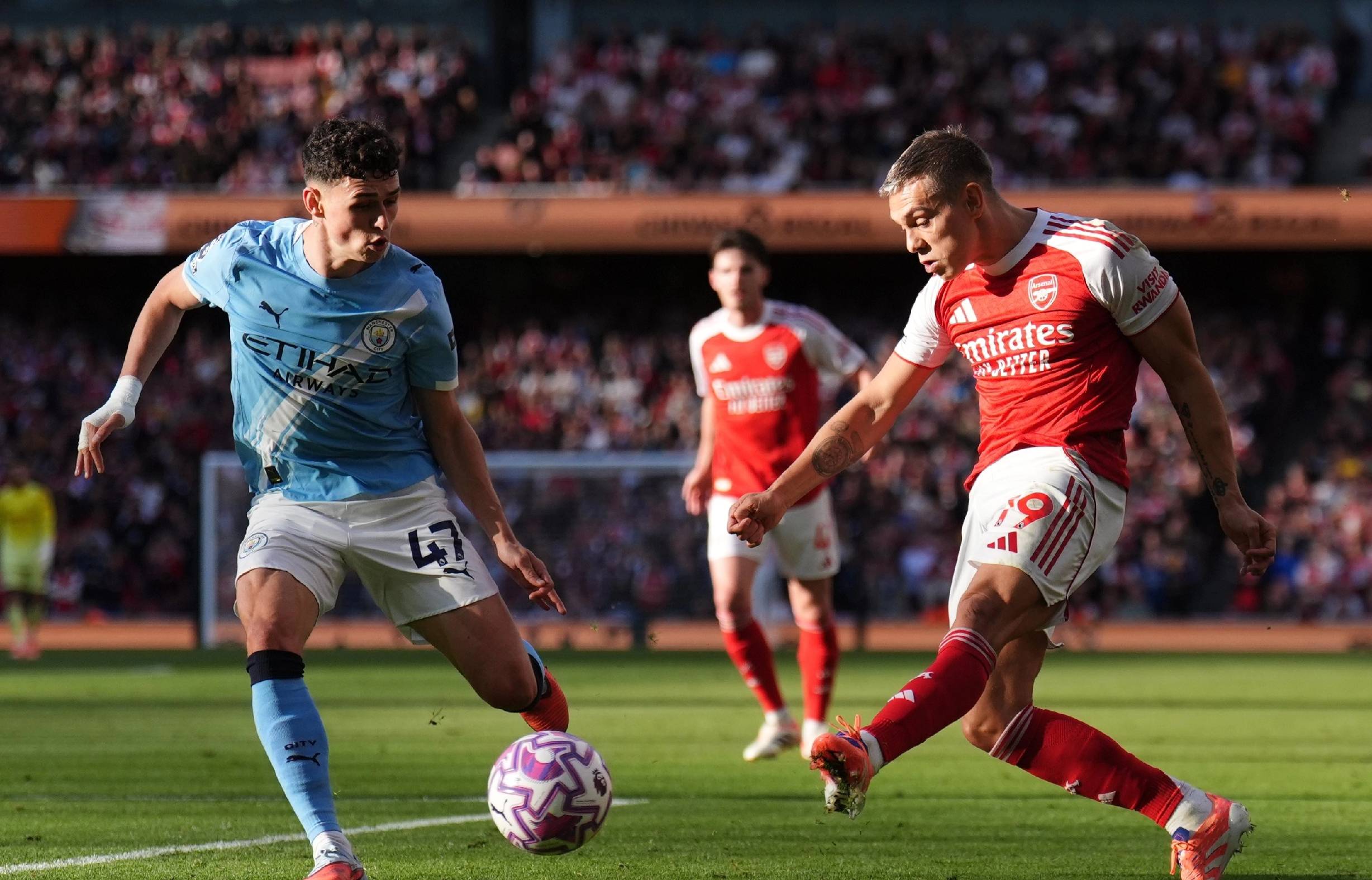 伏后手感突 伏后手感突